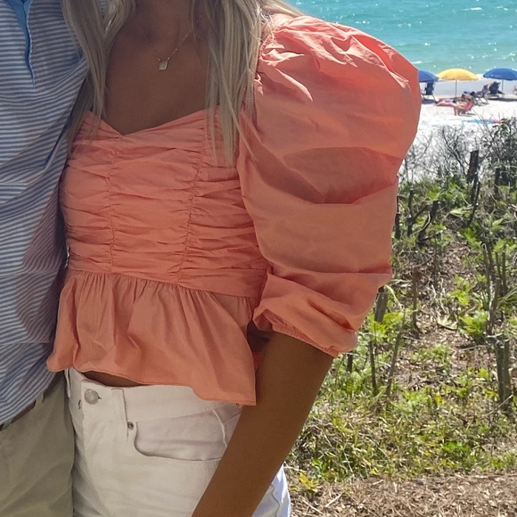 Zara puff sleeve top - Picture 2 of 2